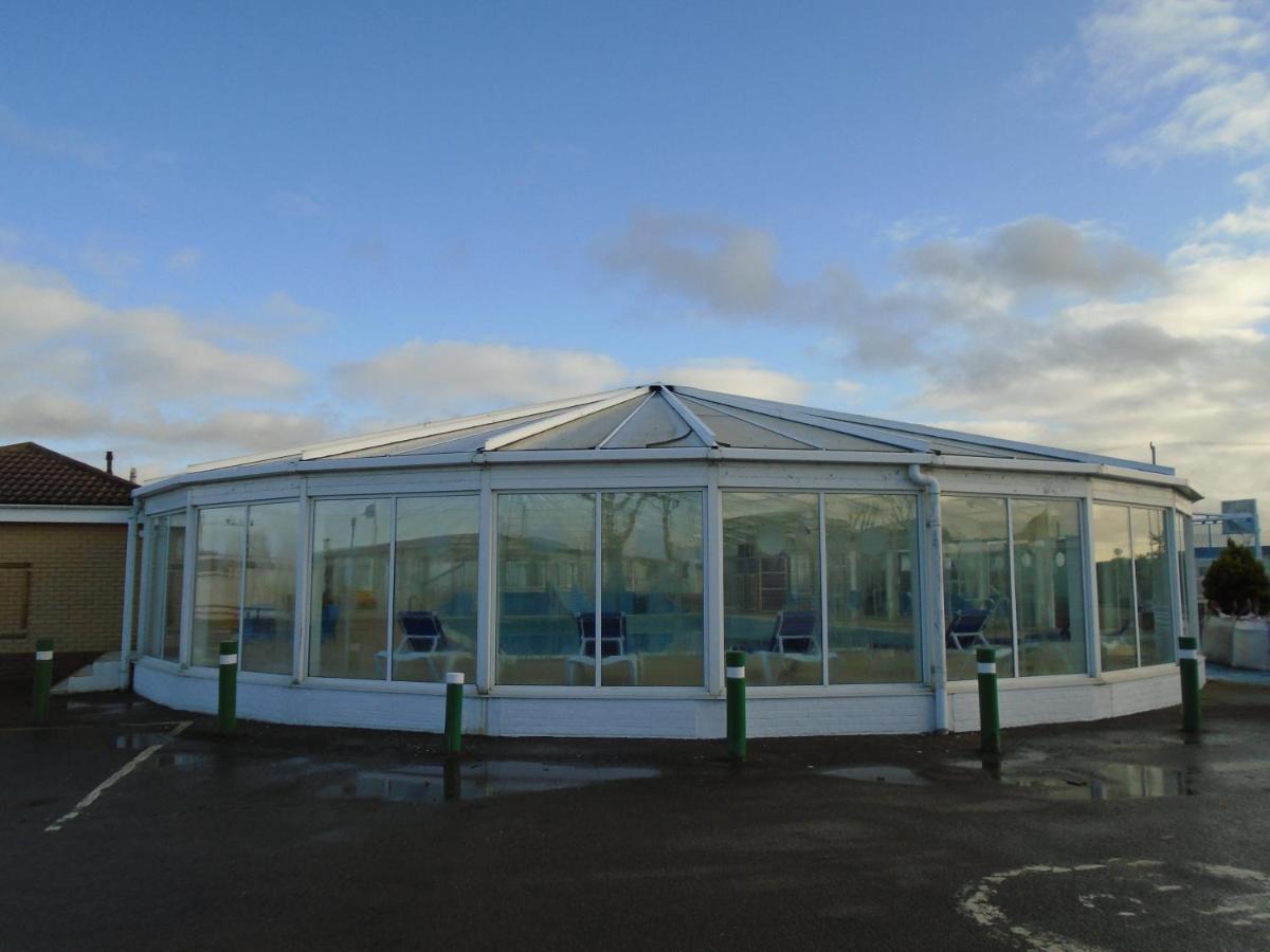Lyntons 3 Bedroom Caravan Pets Stay Free Linen Included Heacham Luaran gambar