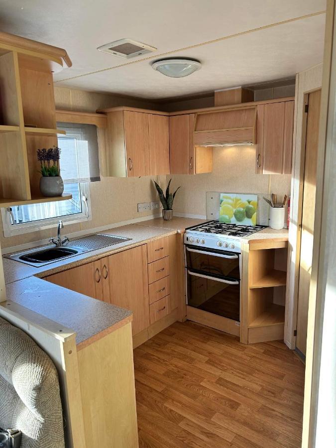 Lyntons 3 Bedroom Caravan Pets Stay Free Linen Included Heacham Luaran gambar
